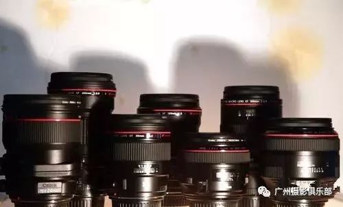 摄影课分析一张照片多少钱,摄影师一张照片多少钱费用标准