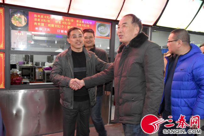 冬至给环卫工人送饺子总结,邯郸冬至请环卫工人吃饺子