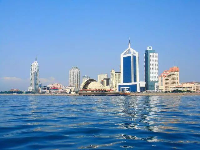 老舍在青岛的生活经历,老舍住在济南哪里