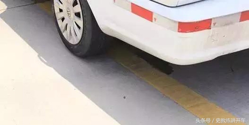 科目二倒车左入库点位详细讲解,科目二倒车点位和技巧全过程