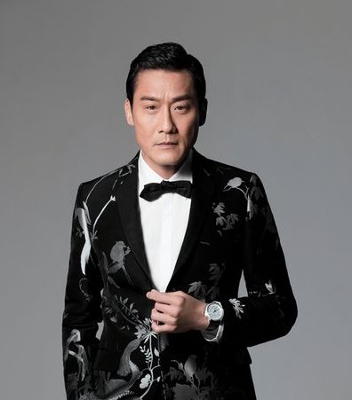 拍戏时假戏真做的四对明星，最后一对戏组喊停也停不下！