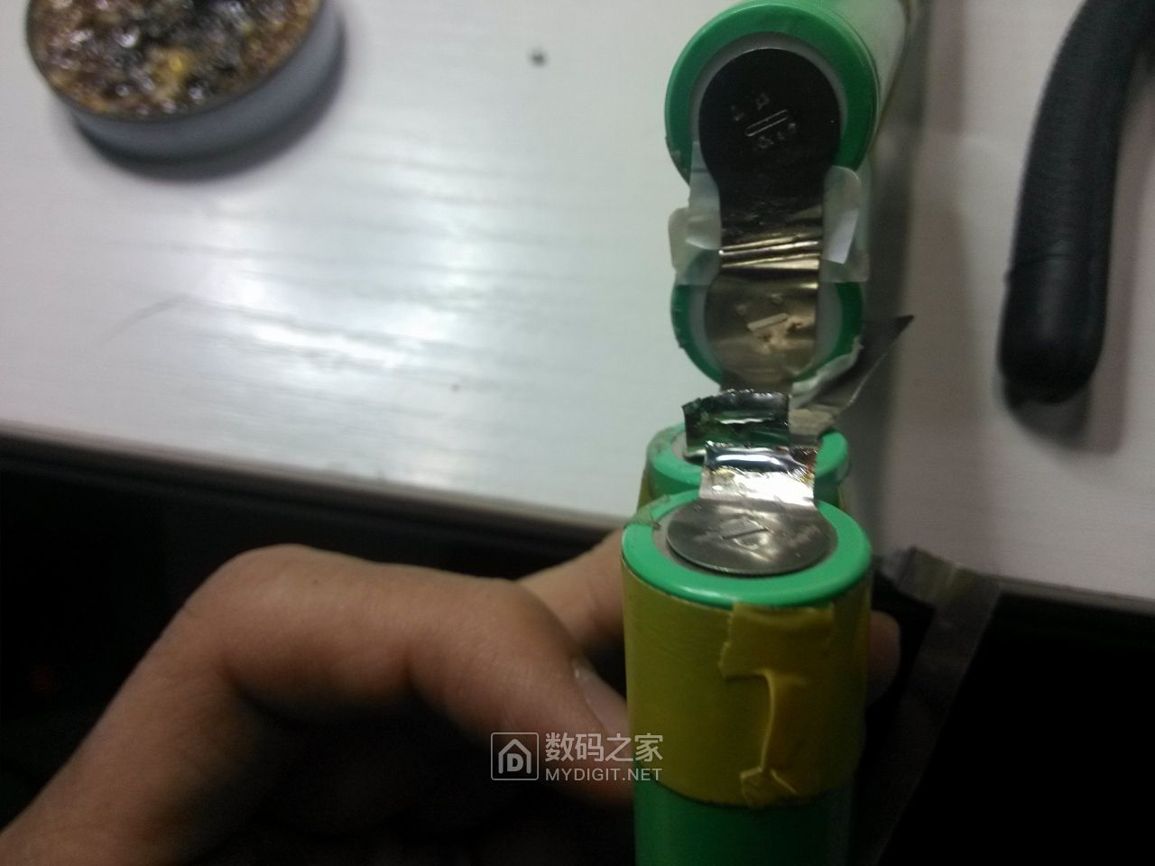 a32-f80笔记本电池换电芯,笔记本电脑b575电池换电芯教程