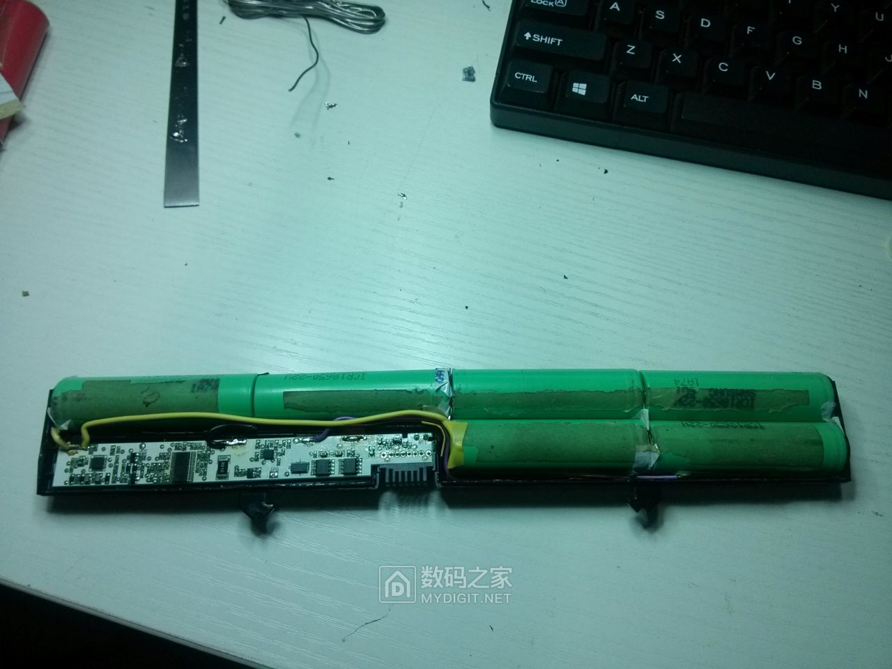 a32-f80笔记本电池换电芯,笔记本电脑b575电池换电芯教程