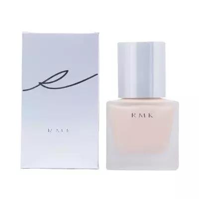 十四岁女孩适用的粉底液,合适皮肤干卡粉的粉底液