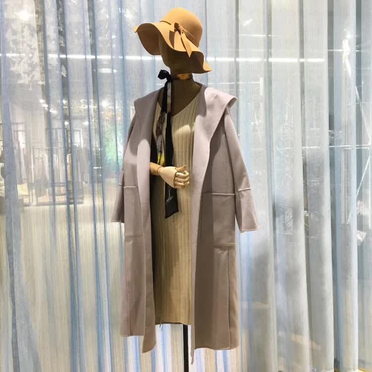 怎样挑选真正的纯羊毛大衣,如何保养羊毛大衣才能更耐穿