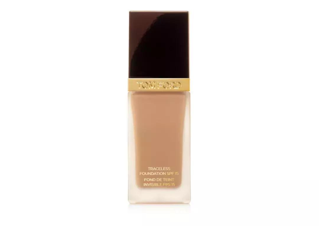 十四岁女孩适用的粉底液,合适皮肤干卡粉的粉底液