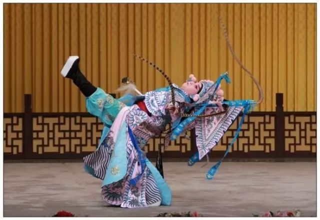 番茄高跟鞋,盘点夏天合适穿的20款高跟鞋