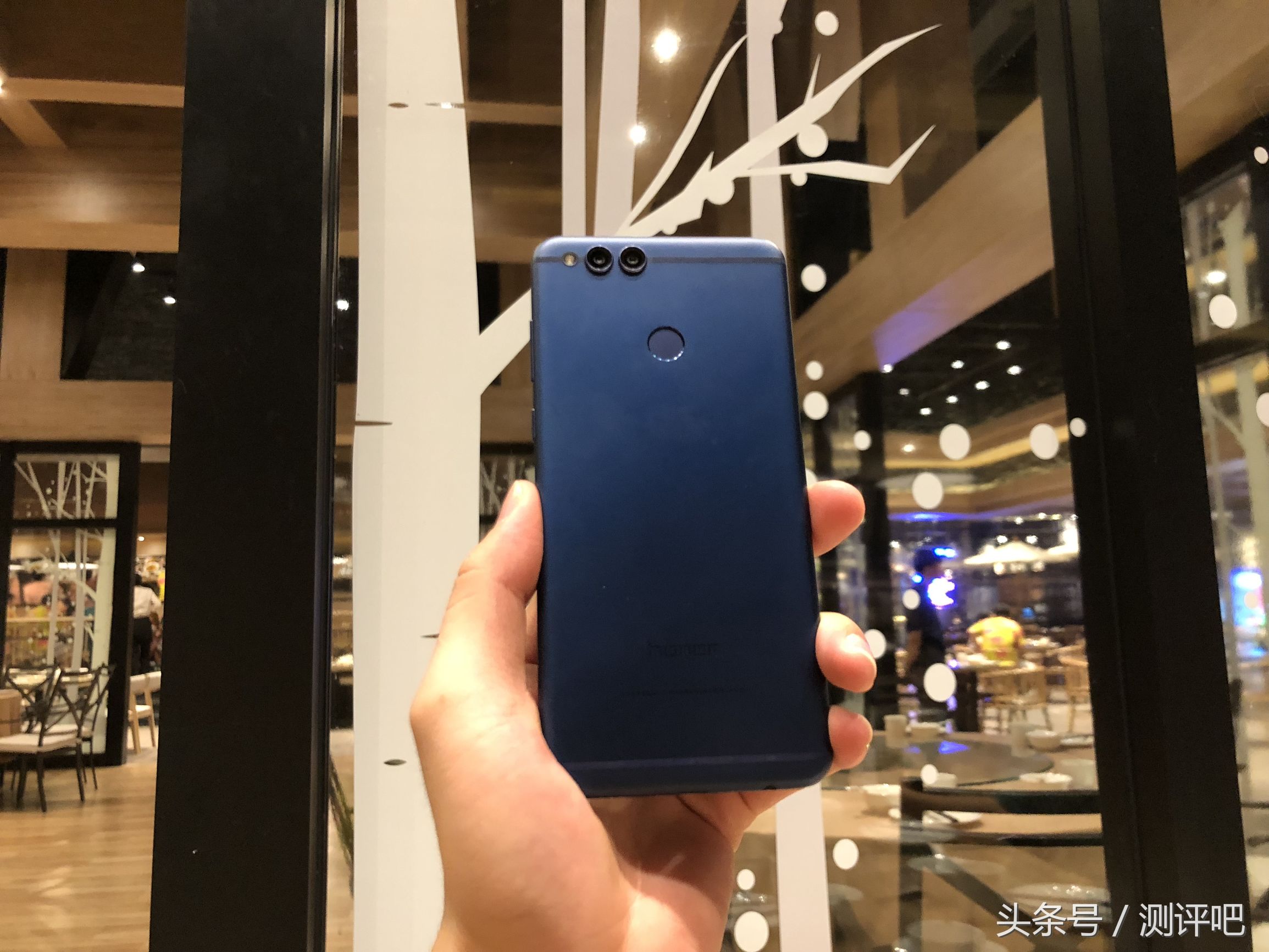 荣耀畅玩7x值得买么,荣耀畅玩7x深度测评