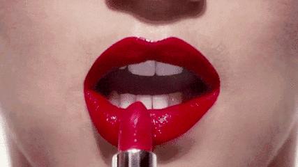 过年最合适的正红色口红,2024年情人节最流行什么口红