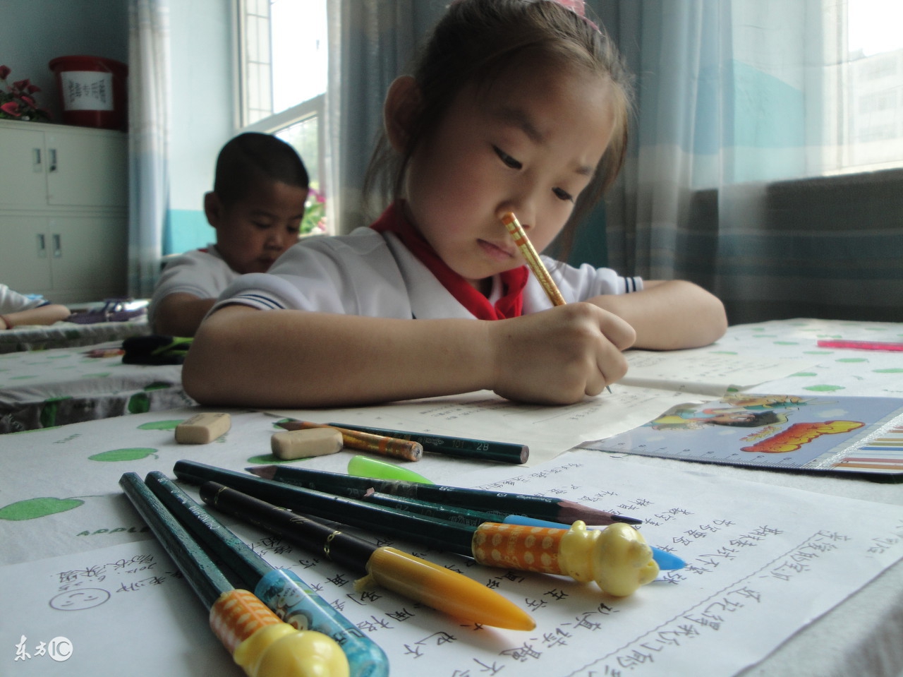 小学必学生字表带拼音,6年级生字表带拼音新部编版