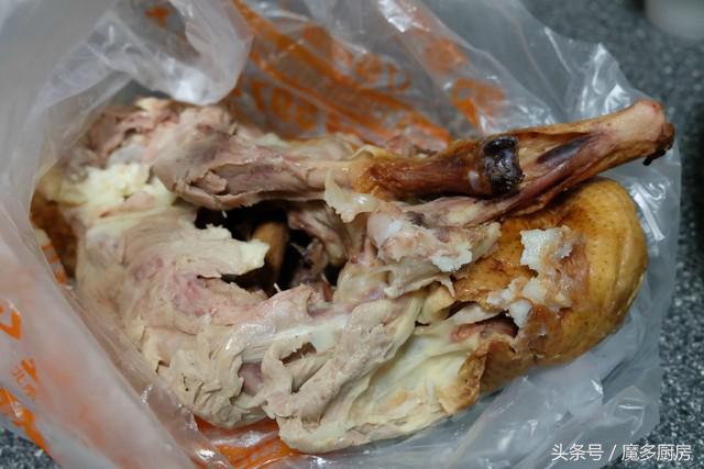 烤鸭架炖鸭汤的最佳搭配,烤鸭的鸭架熬汤怎么做好吃