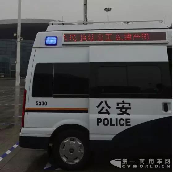 新型信号侦测警车,摄像头识别警车