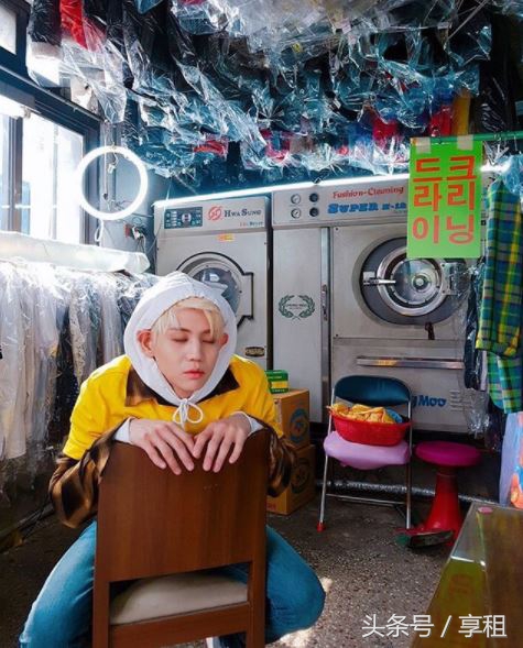 PGone手照细节被爆不伦恋，细数那些单靠手就能够火下去的玉手男