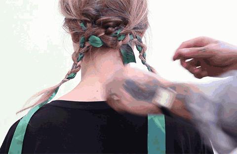 丝带编发盘发教程成人参加宴会,如何用丝带簪子盘发简单又好看