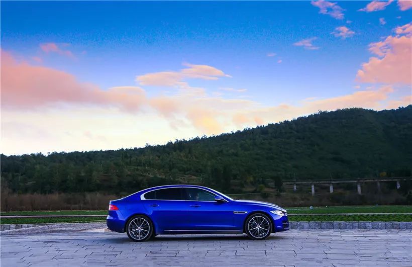 新款捷豹xel一阶,捷豹xel200和250区别