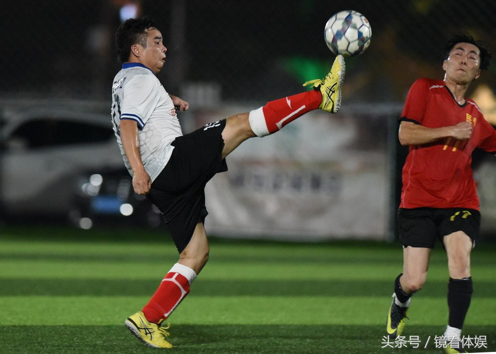 2017镜看体娱与佛山体育的50瞬间｜与巴萨球员偶遇与草根球星并肩