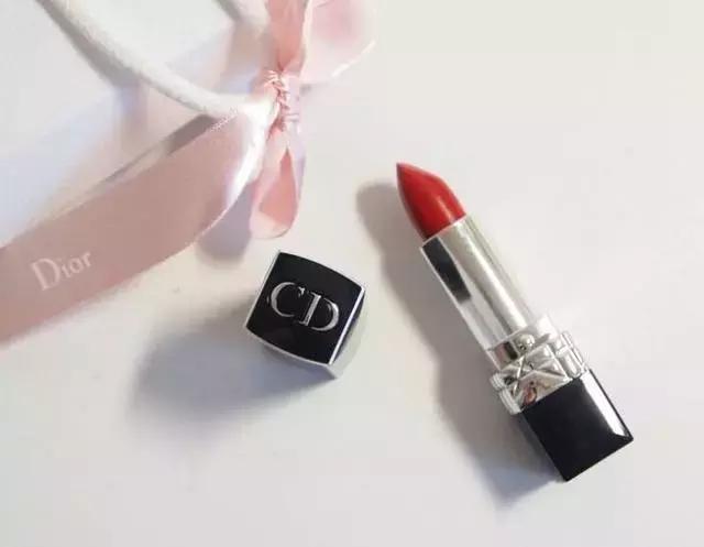 必备十支口红排行榜图片,2019年口红排行榜前十名