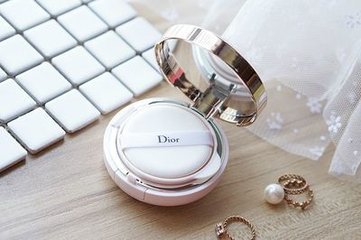 被我撸出铁皮的气垫粉底霜