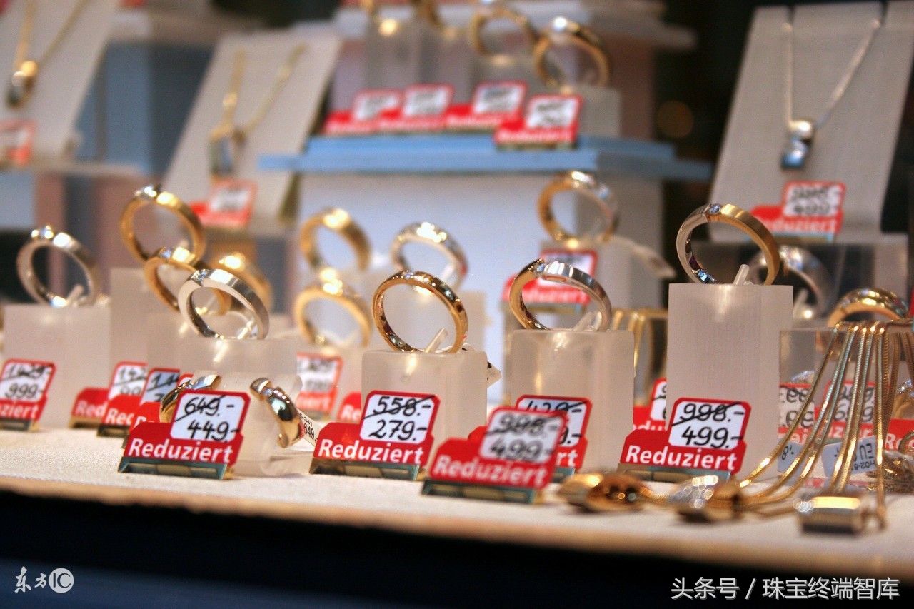 怎样度过珠宝店的“痛经期”