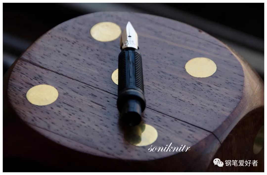 德国凌美lamy2000怎么加墨水,德国凌美lamy2000