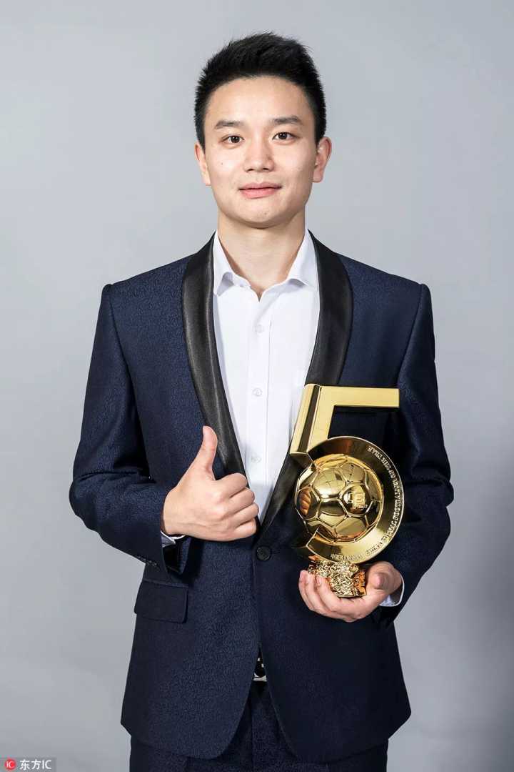 鹰击长空最美图片,鹰击长空奖杯