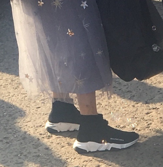 迪士尼的椰子鞋,巴黎世家很像椰子的鞋