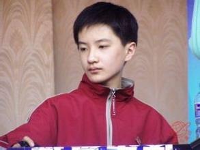 快乐星球丁凯乐莲蓉包,丁凯乐扮演者长大撞脸杨洋