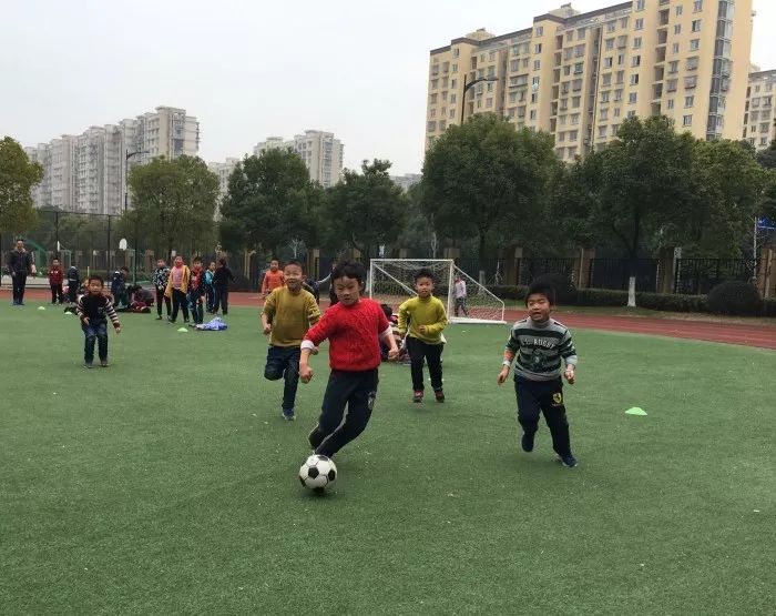 第一中小学生足球比赛,中小学生11人足球比赛