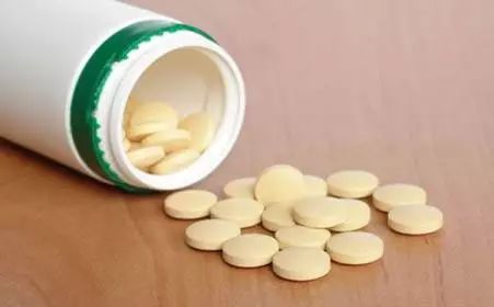 16岁少女一个月才上两次“大号”，只因3年前偷吃了这种药！