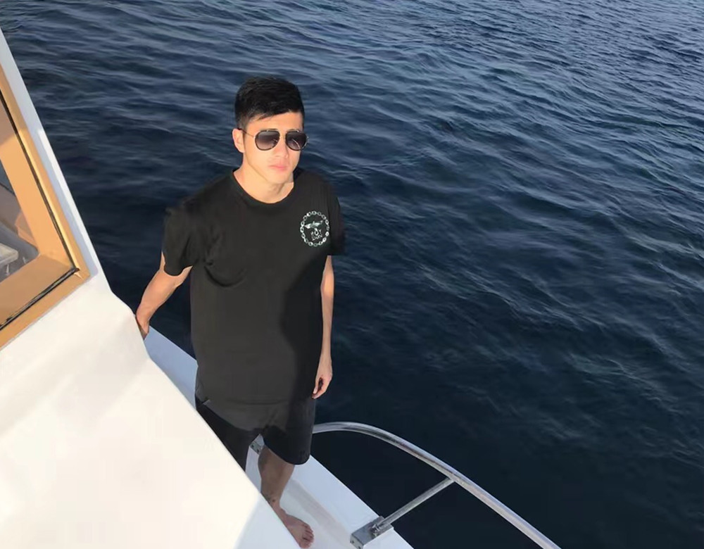 有nevergiveup的中文歌,歌词有nevergiveup的英文歌