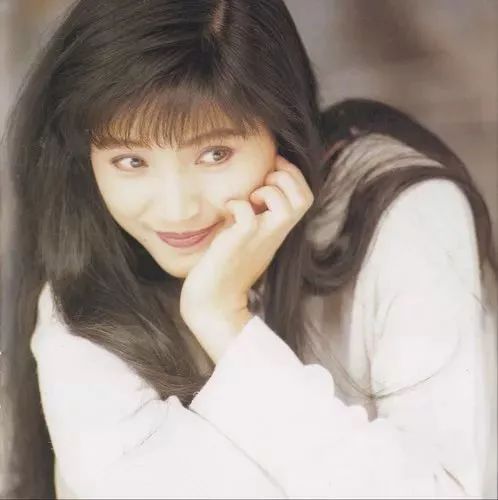 明星签名合影、10万元红包、更有众多豪礼！送给我们尊贵的“特权观众”！