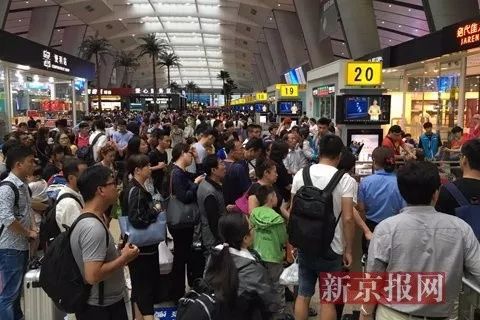 高铁一般提前多长时间检票进站,为什么高铁要提前五分钟停止检票