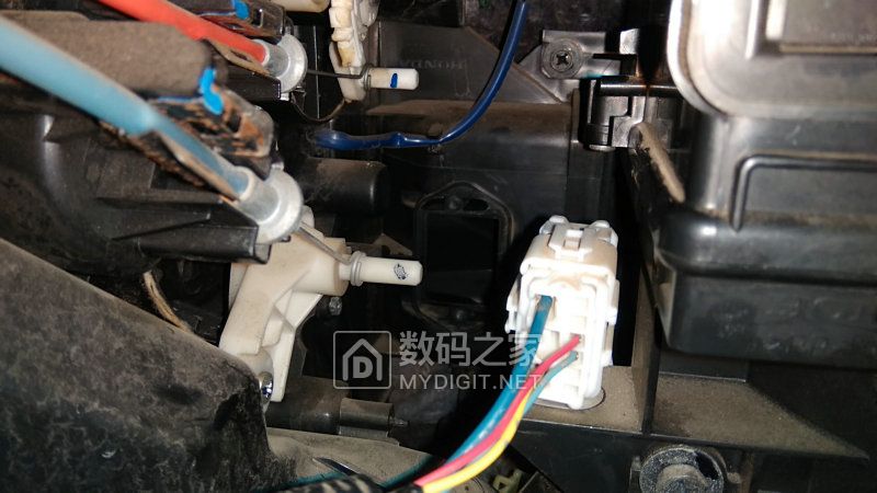 本田锋范空调鼓风机异响解决方法,本田锋范鼓风机老是坏是怎么回事