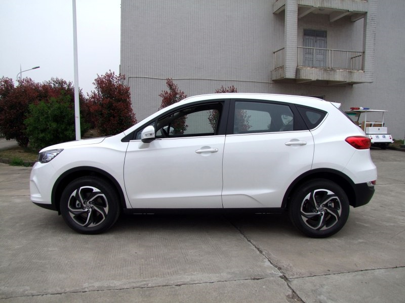 硬核逆袭这台国产suv顶配不到14万,这辆国产suv比想象中更出色