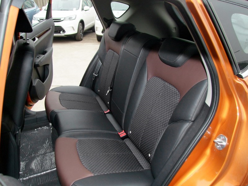 硬核逆袭这台国产suv顶配不到14万,这辆国产suv比想象中更出色