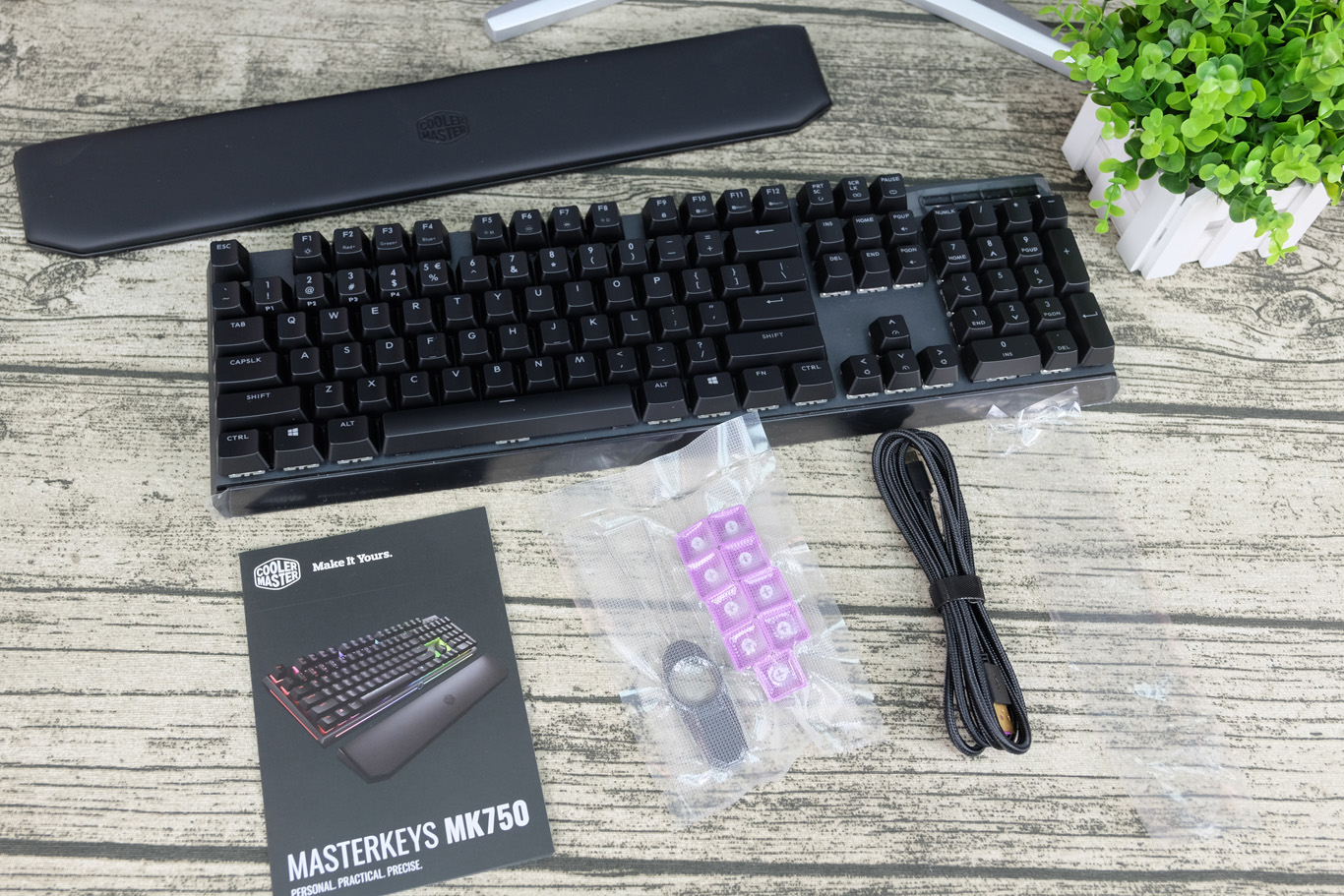 酷冷至尊单手机械键盘测评,酷冷至尊机械键盘测评