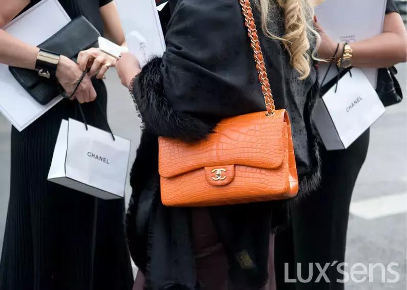 在法国买香奈儿包,香奈儿的包法国买多少钱