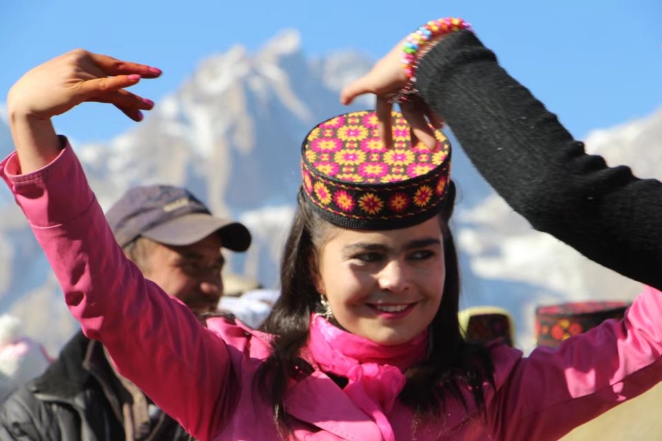 探访新疆帕米尔高原唯一白人民族,探秘帕米尔高原塔吉克族