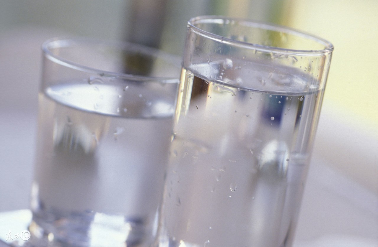 怀孕50天突然没恶心反应怎么回事,怀孕36天忽然没有什么反应正常吗