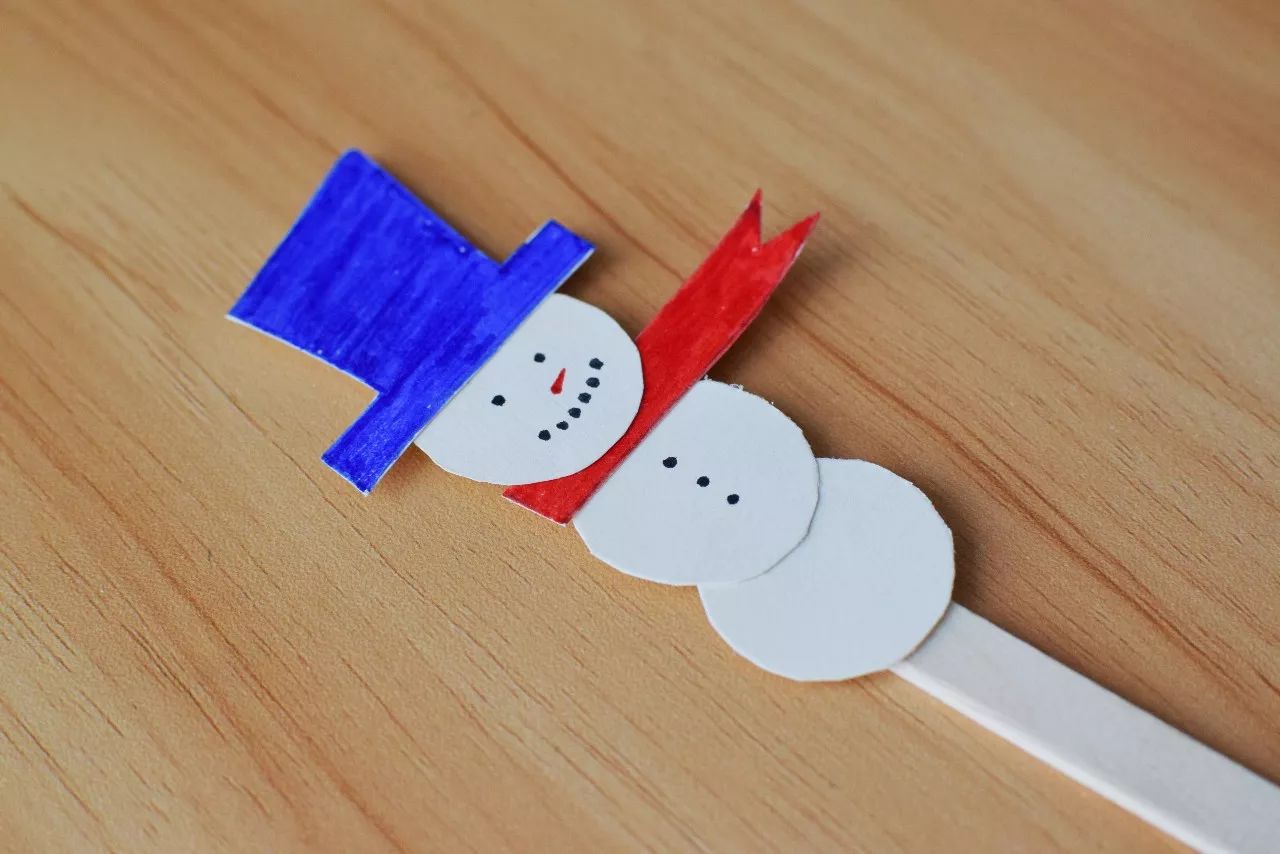 书签二年级自制雪人,纸折立体雪人幼儿手工