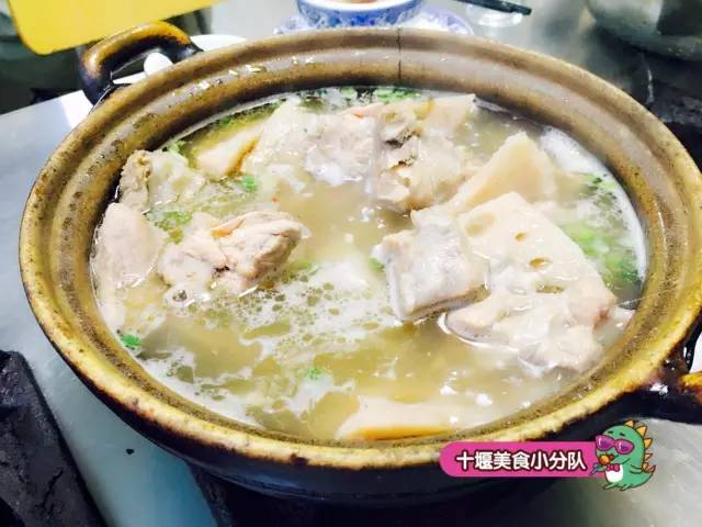 大雪袭城，驱寒暖身，不如来吃藏匿在十堰街巷里的这7家砂锅吧！