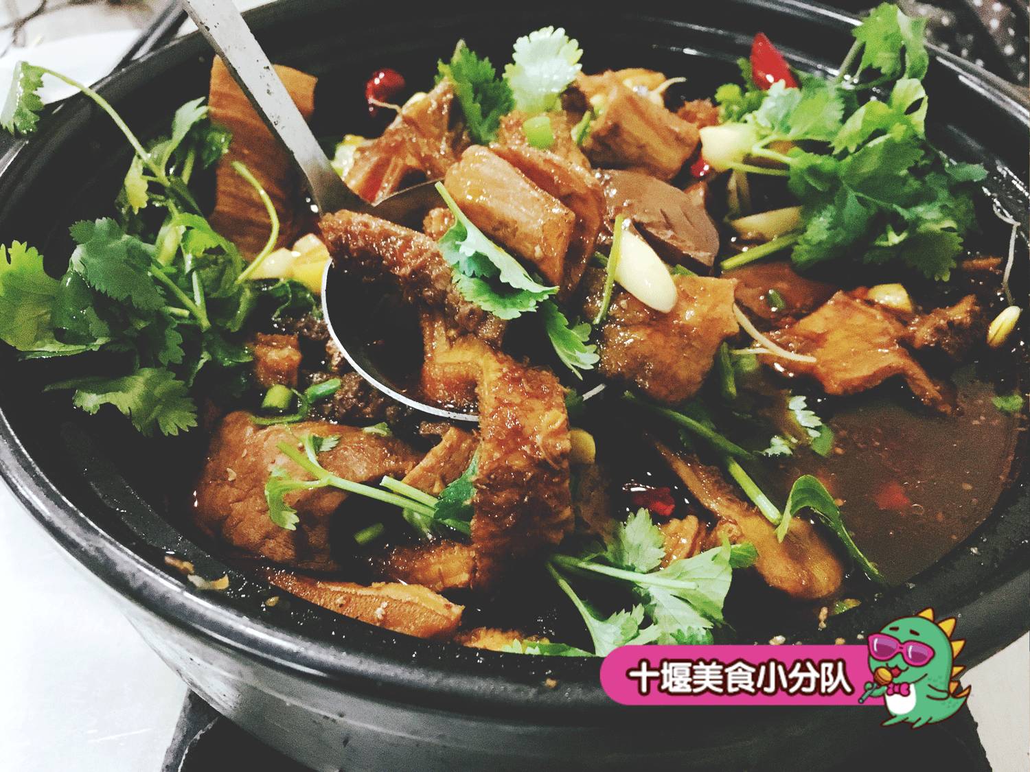 大雪袭城，驱寒暖身，不如来吃藏匿在十堰街巷里的这7家砂锅吧！