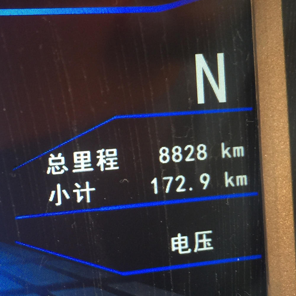 北汽新能源ev200电动车,北汽ev200和ec200有什么区别