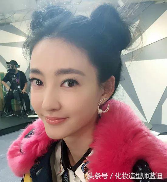 中短发扎丸子头怎么显丸子头小,减龄丸子头双丸子头