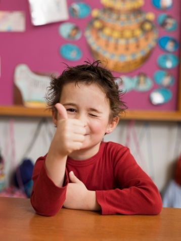 幼儿园老师对我家孩子很冷淡,幼儿园老师态度很冷漠