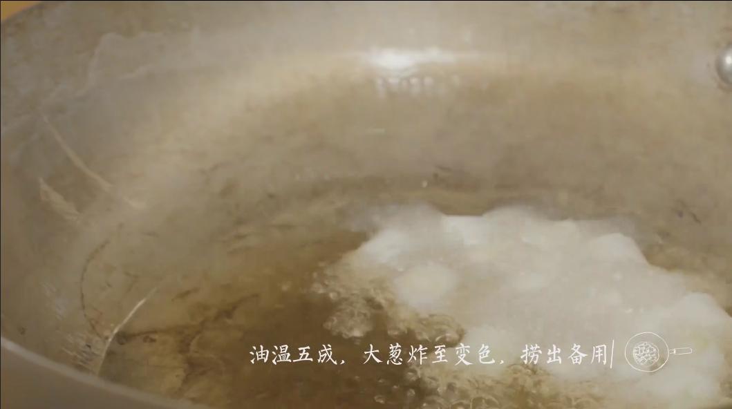 冬葱烧海参,养生葱烧海参怎么做