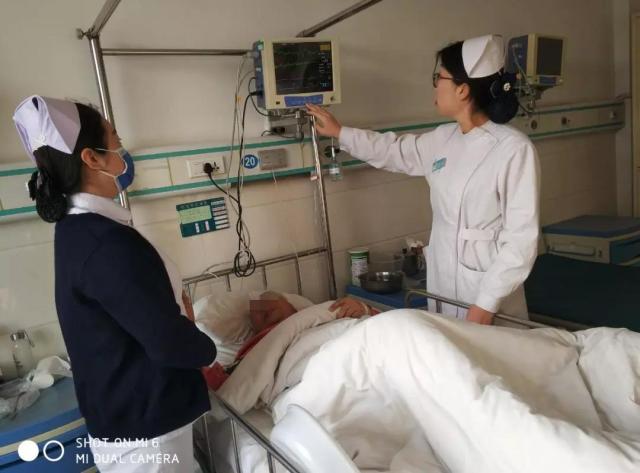 开封市中心医院骨科行家门诊,开封中心医院骨科行家排名