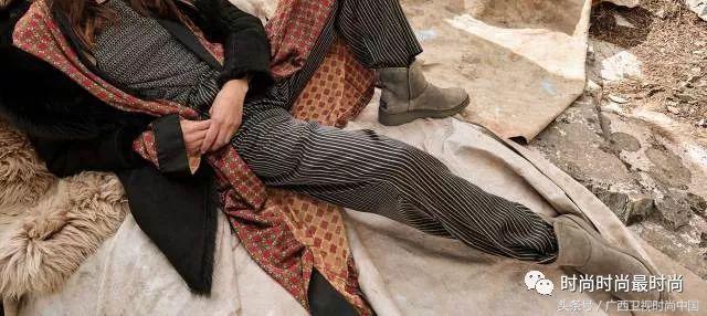 冬天太冷穿雪地靴又不好看,雪地靴怎么过寒冬