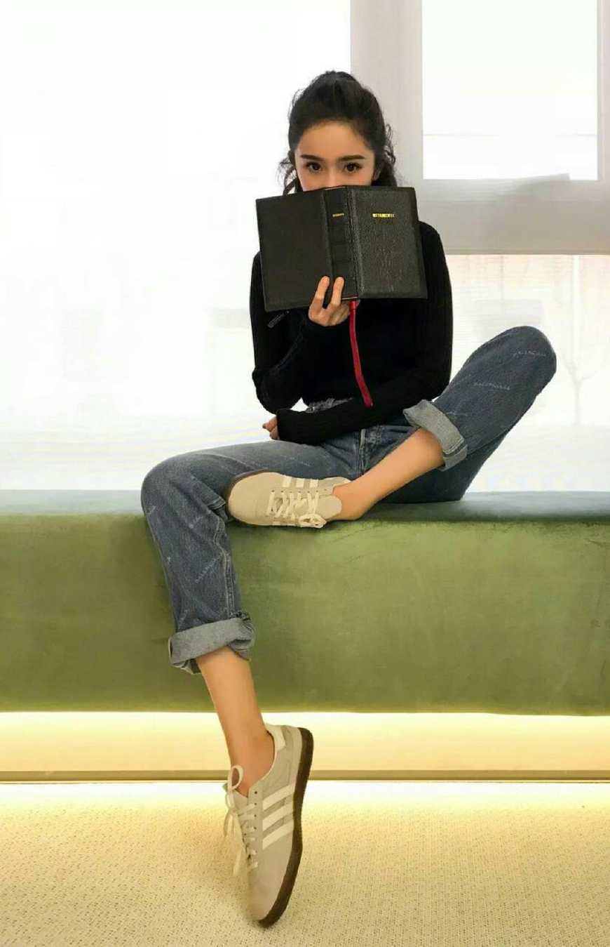 明星机场视频事件,张翰现身机场被曝光