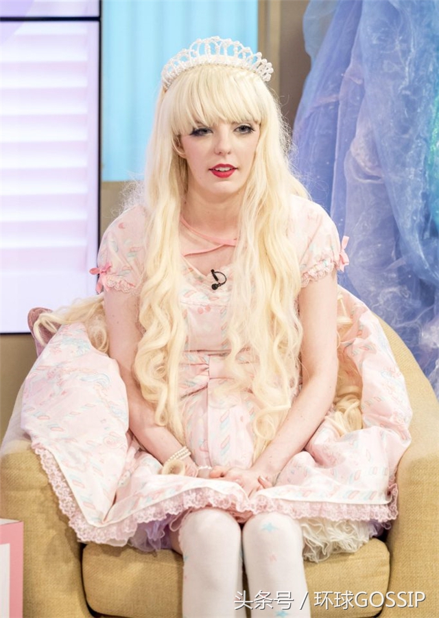 洋娃娃变妆,真人版洋娃娃妆容